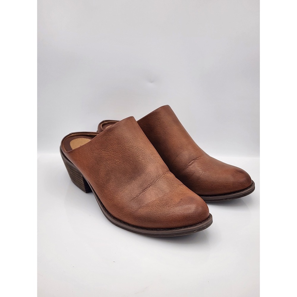EuroSoft by Sofft Brown Leather Mules Almond Toe Block Heel Clogs Size 9 Womens